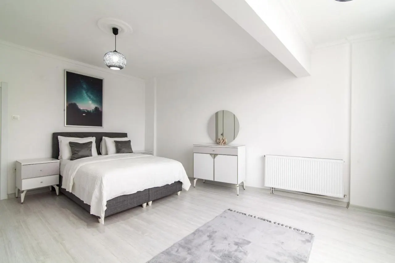 Sleek House With A Lovely Terrace In Besiktas Villa Istanbul