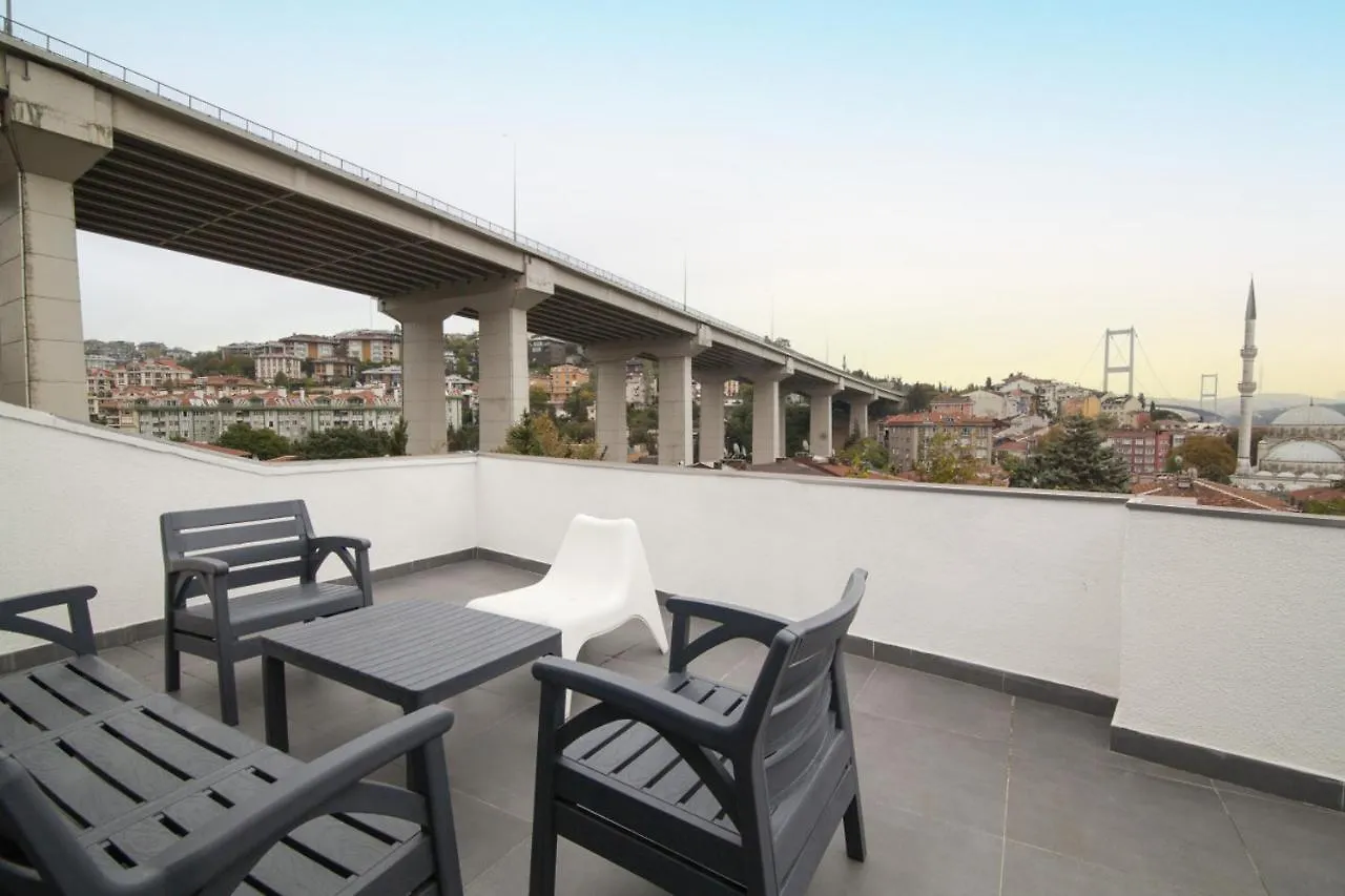 이스탄불 Sleek House With A Lovely Terrace In Besiktas 빌라 0*,  터키